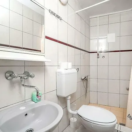 Sinisa Apartamento *