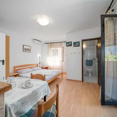 Sinisa Apartamento Vodice